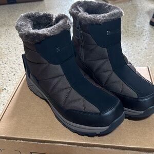 SilentCare Men’s Fur Lined Boots (Size 9)